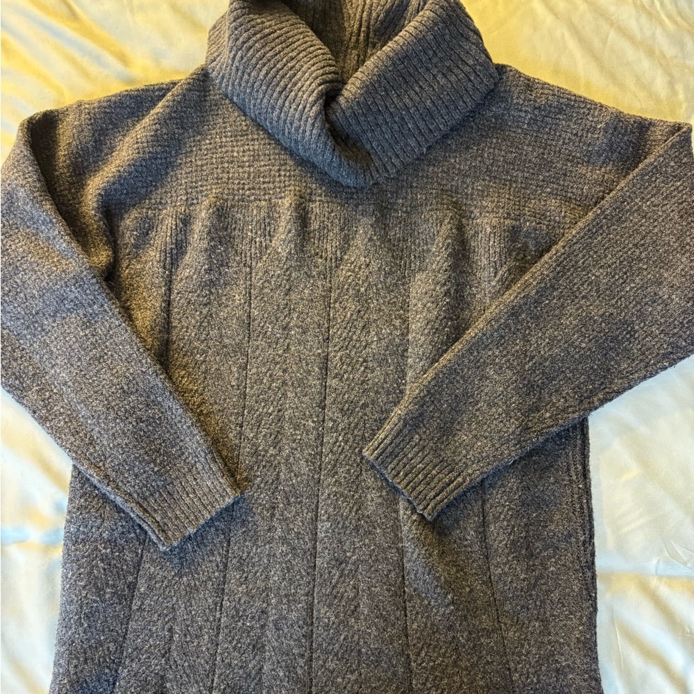 Cabi Campfire Pullover. Charcoal gray. Size Large. - Picture 8 of 12